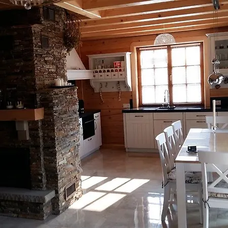 Dom Nad Popradem 펜션 스타리 사치